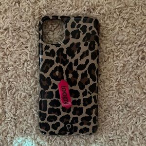 Loopy 11 pro max leopard case